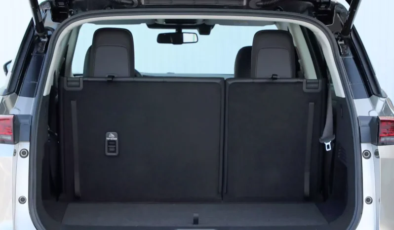 
								Nissan Pathfinder full									