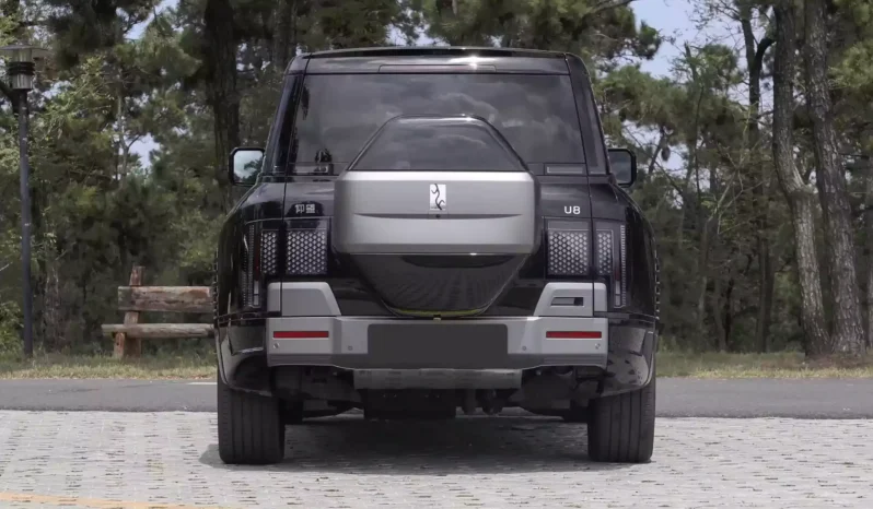 
								BYD Yangwang U8 full									